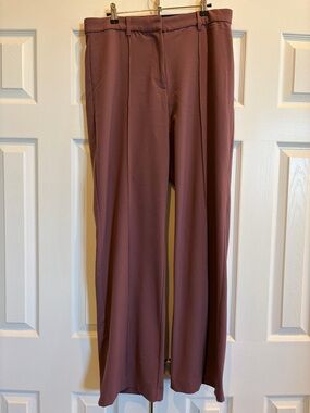 Women's Trousers in Mauve